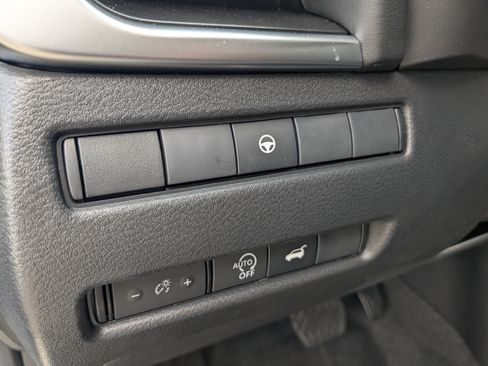 New 2026 Nissan Rogue SV AWD/4WD image 21