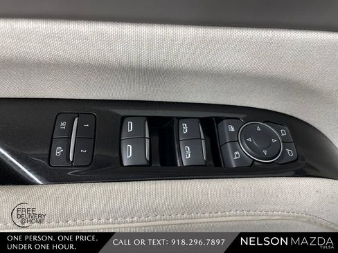 Used 2022 Cadillac Escalade Sport Platinum w/ Heavy-Duty Trailer Package image 22