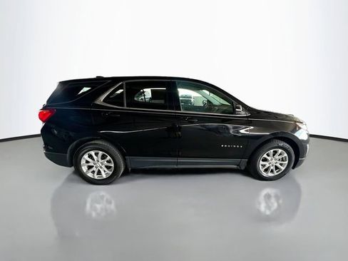 Used 2019 Chevrolet Equinox LT w/ Driver Convenience Package FWD image 9