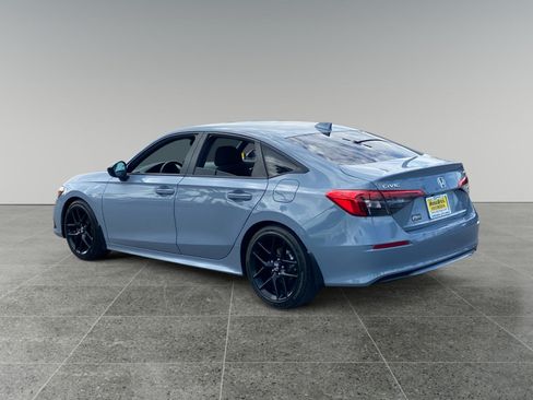 Used 2024 Honda Civic Sport image 3
