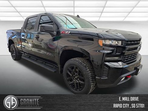 Used 2021 Chevrolet Silverado 1500 LT Trail Boss w/ Convenience Package II image 7
