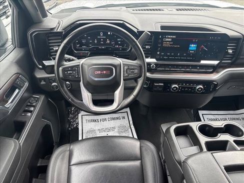 Certified 2025 GMC Sierra 1500 SLT AWD/4WD image 8