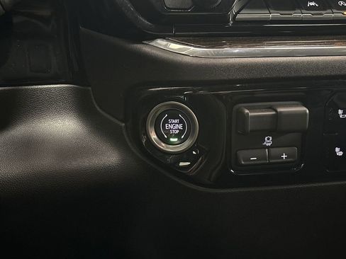 Used 2024 Chevrolet Silverado 1500 RST w/ Z71 Off-Road Package image 45