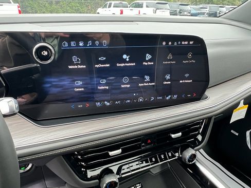 New 2026 Chevrolet Suburban Premier w/ Sun And Tow Package image 9