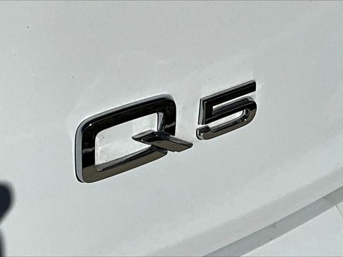 Used 2023 Audi Q5 e Prestige image 34