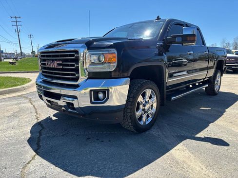Used 2018 GMC Sierra 2500 SLT AWD/4WD image 1