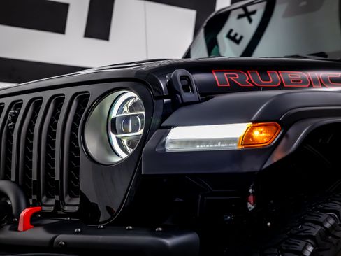 Used 2021 Jeep Gladiator Rubicon AWD/4WD image 15