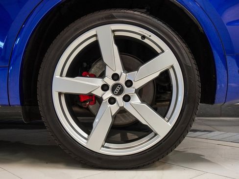 Used 2022 Audi SQ5 Premium Plus w/ Premium Plus Package image 42