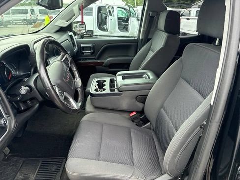 Used 2018 GMC Sierra 1500 SLE w/ SLE Value Package AWD/4WD image 10