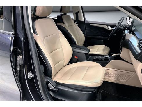 Used 2021 Ford Escape SEL image 8