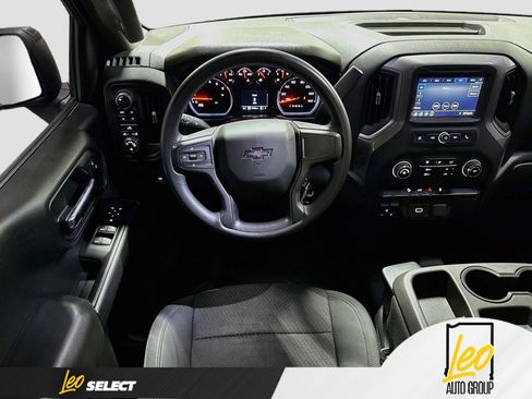 Used 2020 Chevrolet Silverado 1500 Custom Trail Boss w/ Custom Convenience Package AWD/4WD image 24