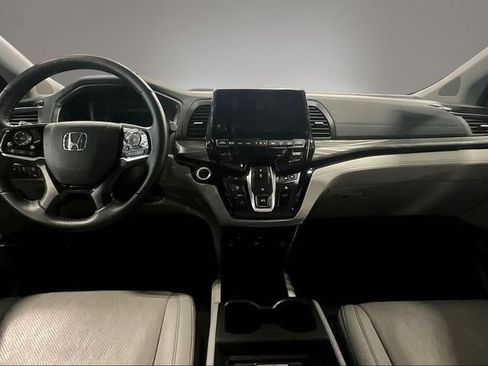 Used 2024 Honda Odyssey Elite image 7