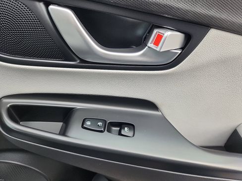 Certified 2023 Hyundai Kona Limited w/ Cargo Package image 37