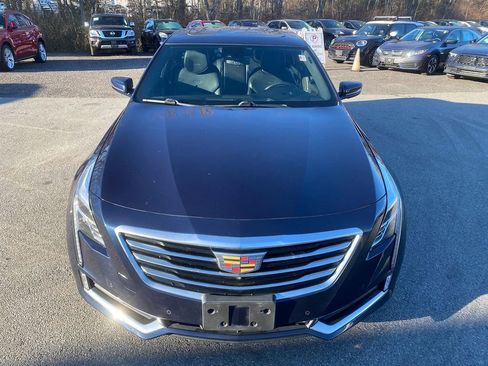 Used 2017 Cadillac CT6 Luxury image 3