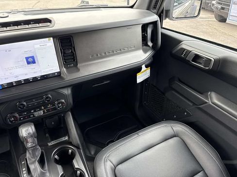 New 2026 Ford Bronco Badlands w/ Sasquatch Package AWD/4WD image 15