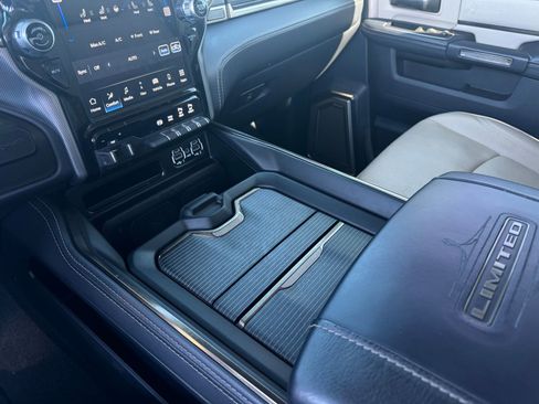 Used 2023 RAM 3500 Limited image 31