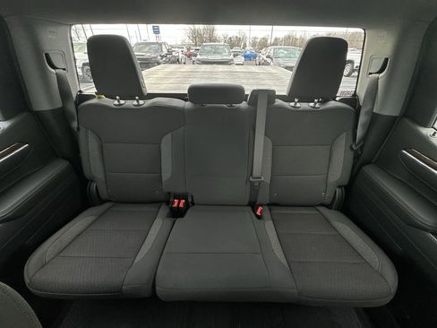 Used 2025 Chevrolet Silverado 1500 LT Trail Boss AWD/4WD image 22