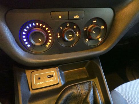 Used 2018 RAM ProMaster City Tradesman image 17