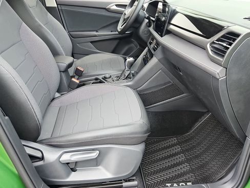 New 2026 Volkswagen Taos SE AWD/4WD image 22