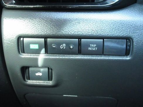 Used 2021 Nissan Sentra SV FWD image 20