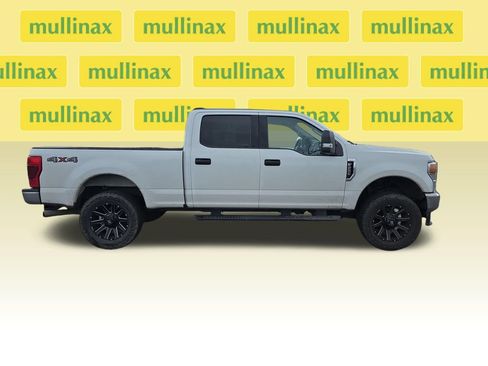 Used 2022 Ford F250 XLT AWD/4WD image 2