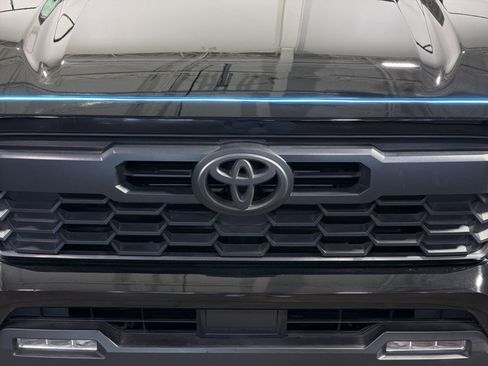 Used 2024 Toyota Tacoma TRD Off-Road AWD/4WD image 12