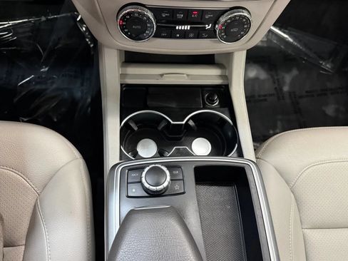 Used 2013 Mercedes-Benz ML 350 2WD image 37