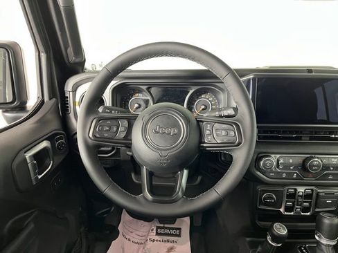 Used 2026 Jeep Gladiator Sport image 20