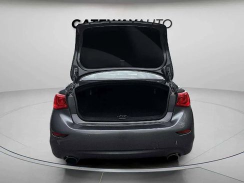 Used 2016 INFINITI Q50 3.0t Premium w/ Driver Assistance Package image 9