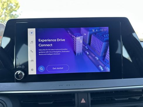 Used 2024 Toyota Prius LE image 24