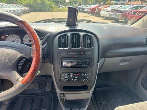 Used 2006 Dodge Grand Caravan SE w/ Popular Equipment Group I FWD image 10