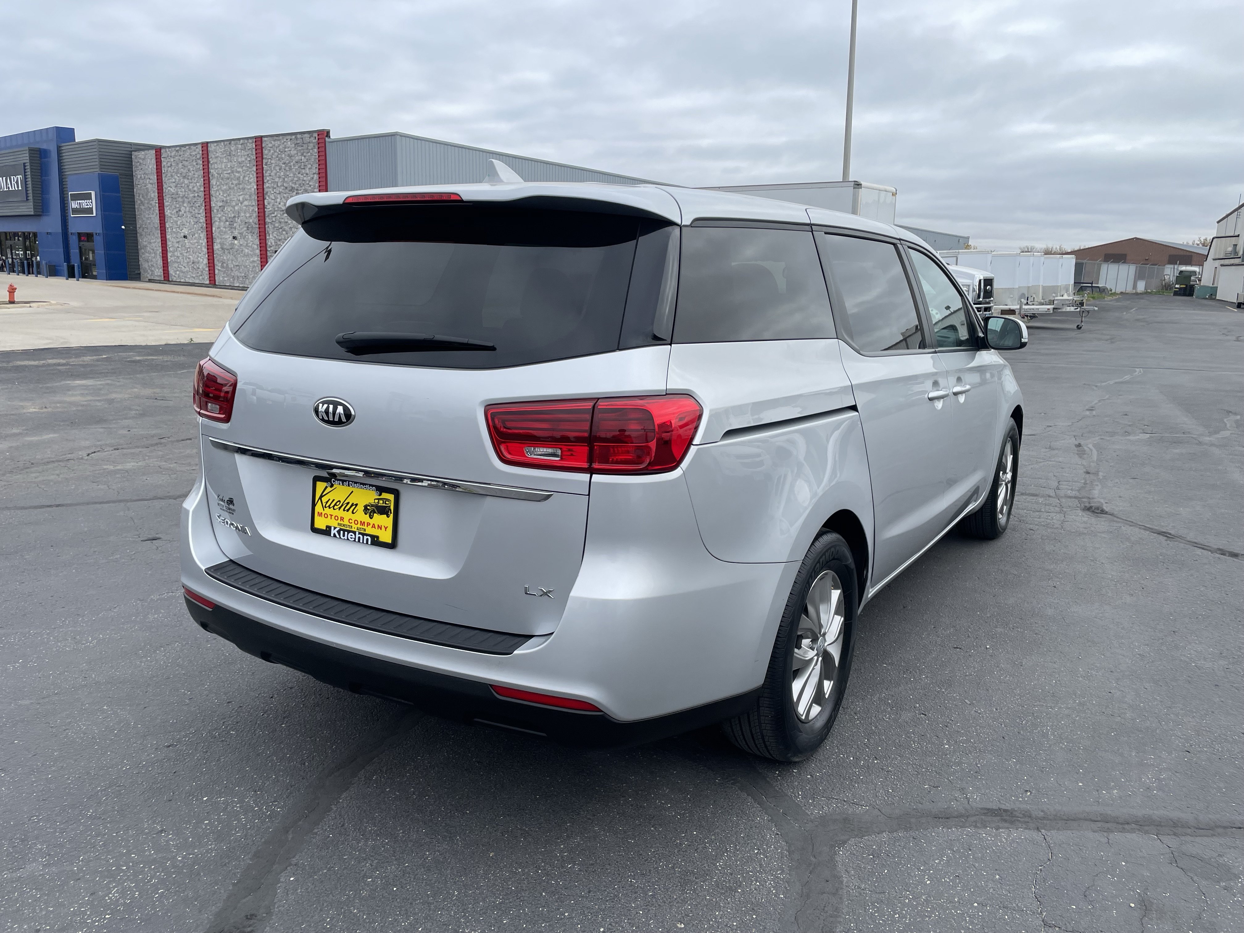 Used 2020 Kia Sedona LX FWD image 8