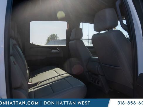 Used 2022 GMC Sierra 1500 SLT AWD/4WD image 22