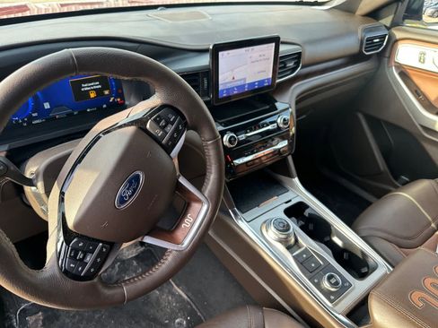 Used 2023 Ford Explorer King Ranch w/ Class IV Trailer Tow Package image 11