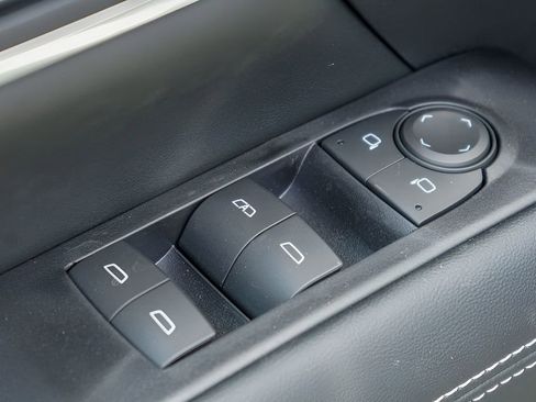 New 2026 GMC Terrain Elevation image 16