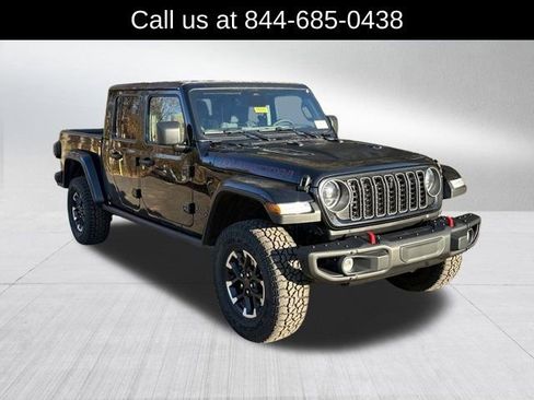 New 2026 Jeep Gladiator Rubicon w/ Technology Group image 3