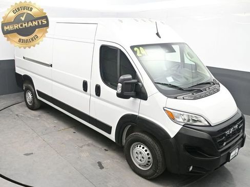 Used 2024 RAM ProMaster 2500 w/ Convenience Group FWD image 22