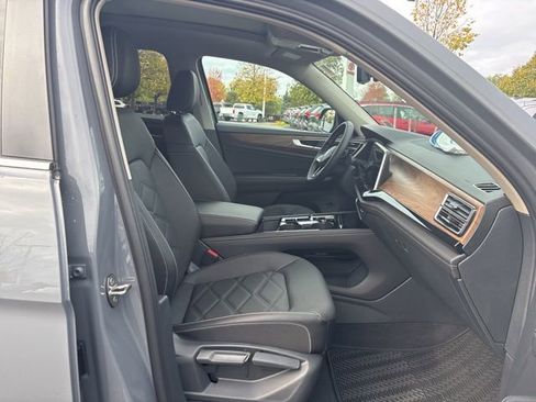 New 2026 Volkswagen Atlas SE AWD/4WD image 8