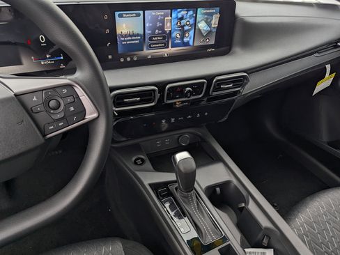 New 2026 Nissan Sentra SV image 10