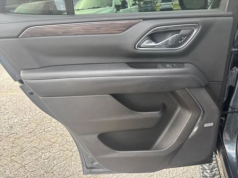 Used 2021 Chevrolet Tahoe Z71 AWD/4WD image 18