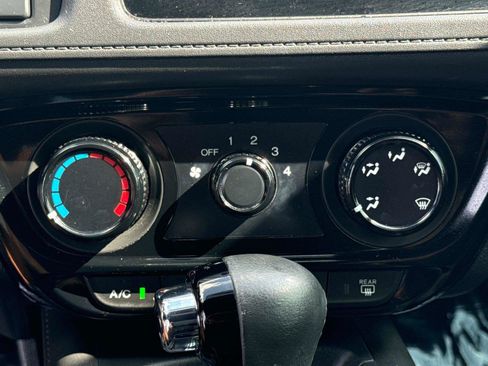 Certified 2020 Honda HR-V Sport image 23