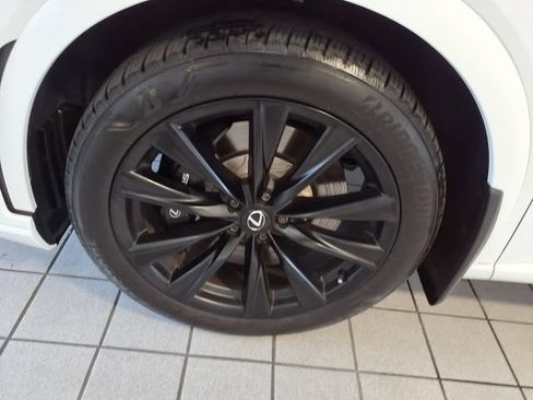 Used 2024 Lexus RX 500h F Sport w/ Convenience Package AWD/4WD image 5