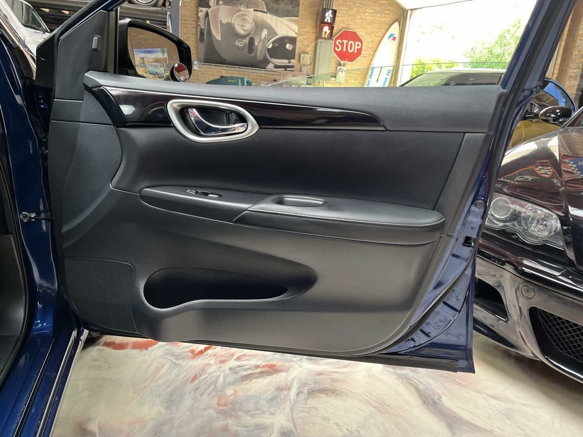 Used 2019 Nissan Sentra SV w/ Special Edition Package FWD image 29