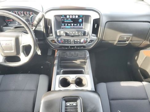 Used 2018 GMC Sierra 1500 SLE w/ SLE Value Package image 23