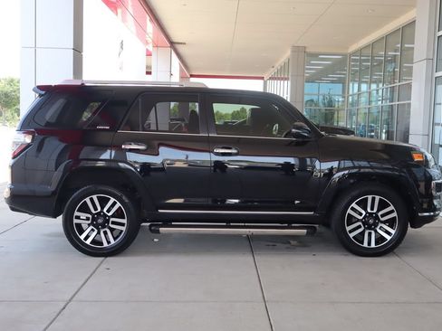 Used 2017 Toyota 4Runner Limited AWD/4WD image 10