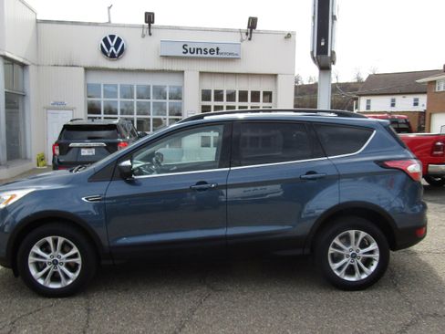 Used 2018 Ford Escape SEL image 1