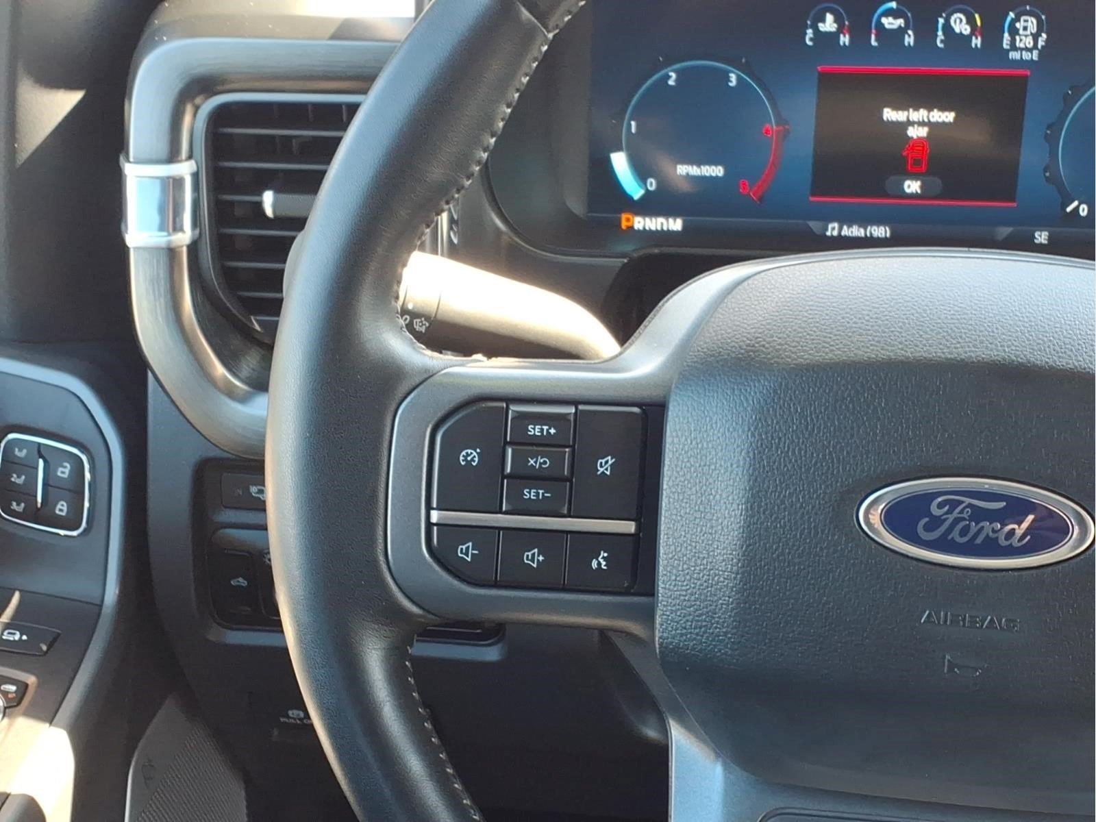 Used 2024 Ford F250 Lariat w/ Chrome Package AWD/4WD image 16
