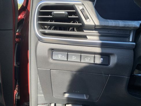 Used 2024 Kia Telluride SX Prestige image 17