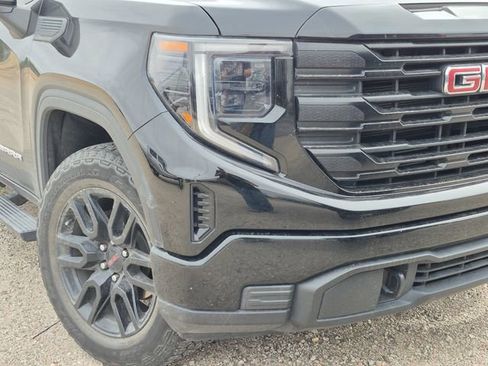 Used 2023 GMC Sierra 1500 Pro w/ Graphite Edition AWD/4WD image 4