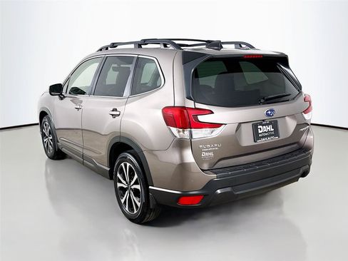 Used 2024 Subaru Forester Limited w/ Convenience Package AWD/4WD image 10